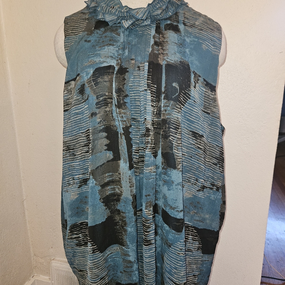 Anne Klein Sleeveless Ruffle Neck Blouse Blue & Black Abstract Print Size 2X